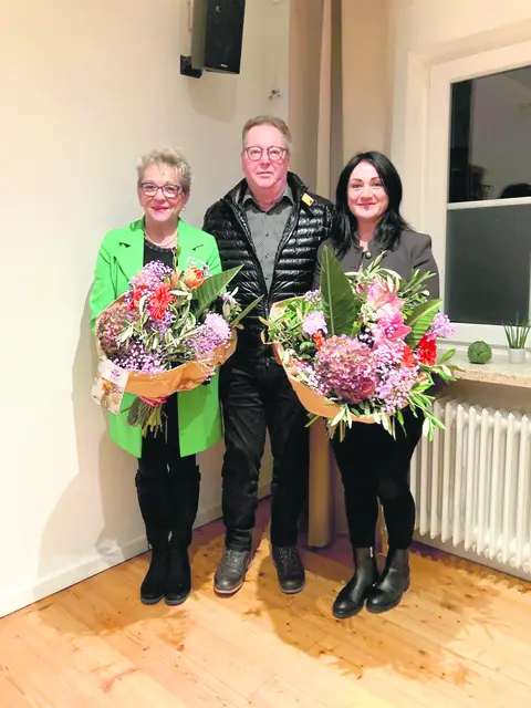 Die ausgeschiedenen Vorstände (von links): Sybille Frisch (28 Jahre lang Kassiererin), Helmut Dotterweich (33 Jahre lang Vorstand) und Irina Schneider (sieben Jahre Schriftführerin).  | Foto: Nicole Hutzler