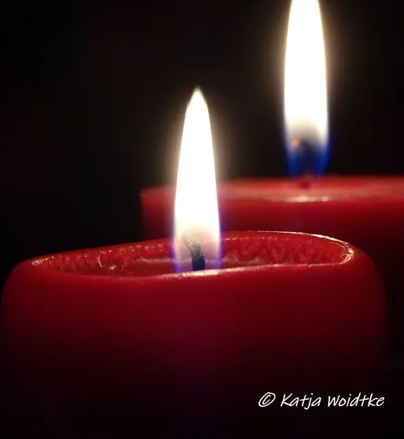 Lebendiger Adventskalender (Foto: Katja Woidtke)

Die Matthias-Claudius-Gemeinde Langenhagen führt Tradition fort | Foto: Katja Woidtke