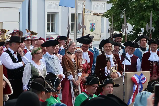 Das Stadtoberhaupt bei der Eröffnung der "Friedberger Zeit" | Foto: Dagmar Weindl