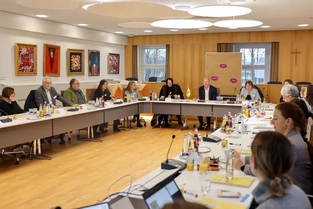 Im Rahmen des siebten Gesundheitsforums der Gesundheitsregionplus Landkreis Augsburg wurden die nächsten Schritte für eine zukunftsgerichtete Gesundheitsversorgung definiert. | Foto: Julia Pietsch