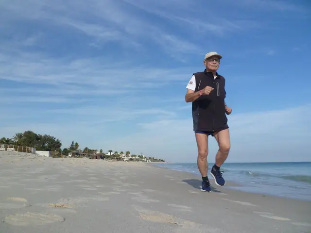 Bei Ebbe lässt es sich am Strand gut laufen.

