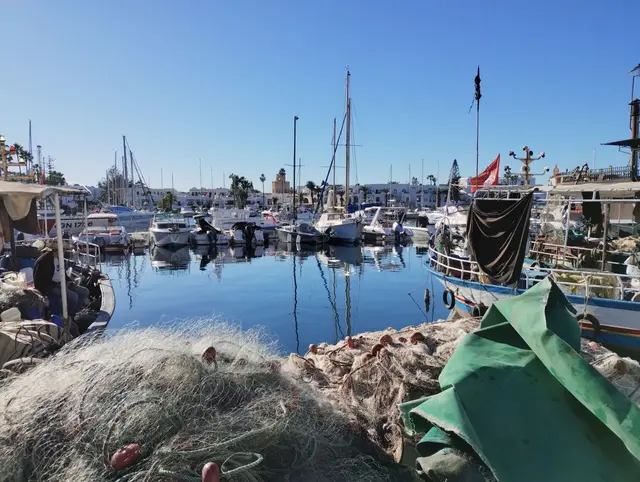 Der Port El Kantaoui, auch unter dem Namen Sousse-Nord bekannt, wird von Sport- und Fischerbooten genutzt.
