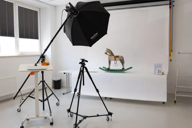 Inventarisierung im Sammlungszentrum | Foto: Matthias Meyer