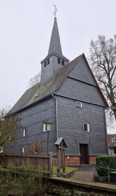 Die Kirche Rennertehausen , erbaut 1609