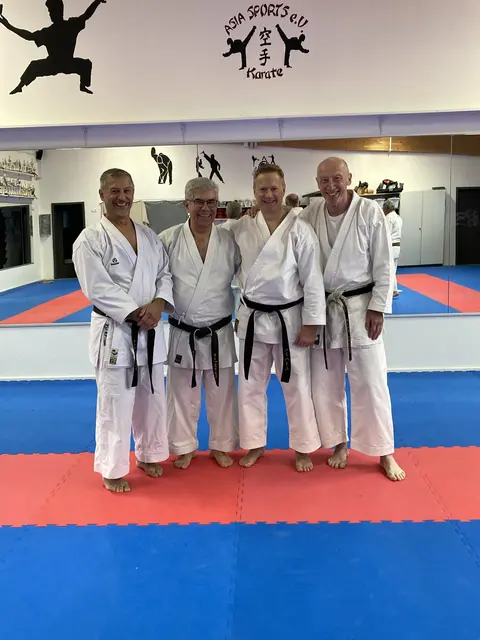 Foto: 1. Budo-Verein Herrsching e.V
Adnan Akgün, Fritz Oblinger, Johannes Beheim, Rainer Edelberg (vlnr)
