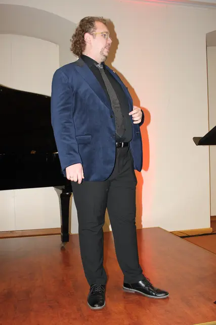 Daniel Schliewa moderierte mit Charme, Fachwissen und einer Portion Humor das Programm. | Foto: Karolina Wörle