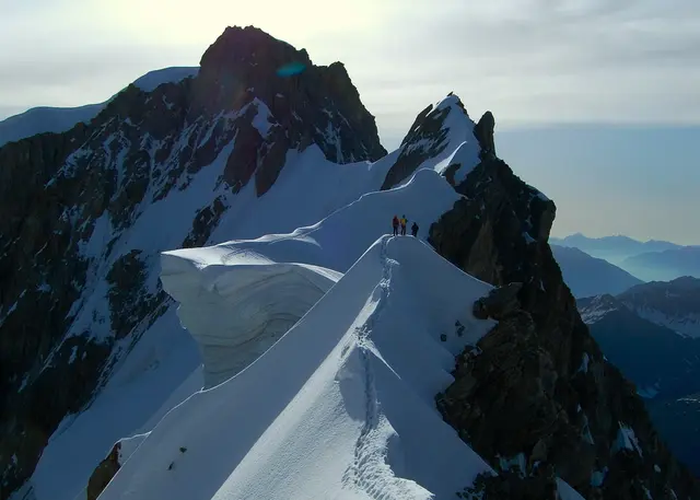 Dabei geht es auch über die Wächte des berühmten Tortenstücks.  | Foto: Markus Wolter