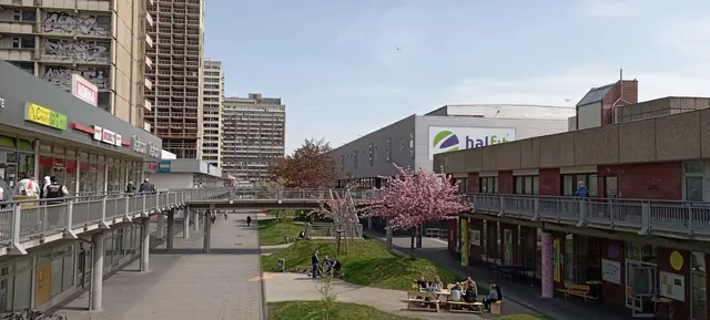 Zentrum, vor Jahren aufgenommen
