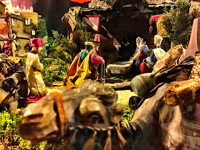 In der Krippe der Stadtpfarrkirche herrscht buntes Treiben. Bis zum 2. Februar bleibt die Krippe aufgebaut | Foto: P. Steffen Brühl