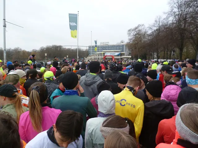  Startaufstellung zum Maschsee-Silvesterlauf 2025.
