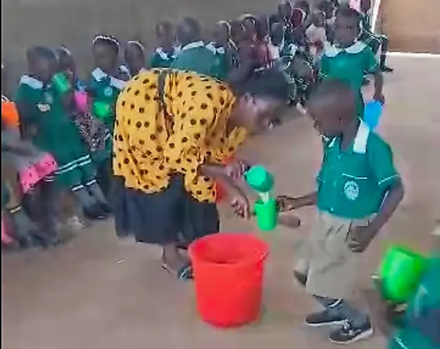 Schulspeisung | Foto: Fr. Joseph Sserunjogi