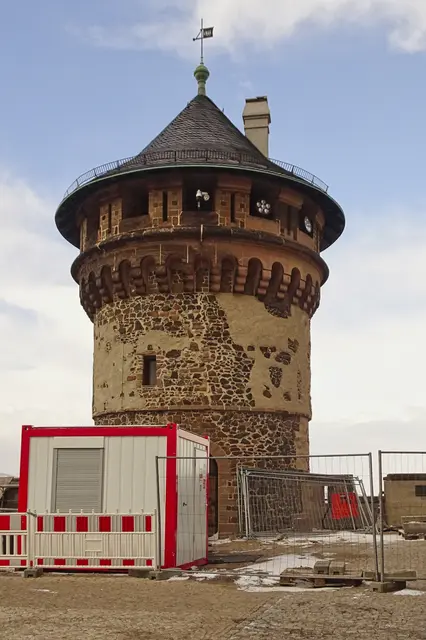 Wehrturm n der Schlossterrasse