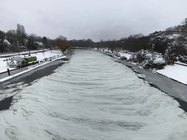 Saale Richtung Stadt
