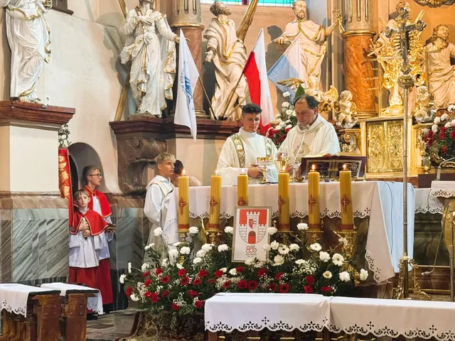 Feierlichkeit zur 800-Jahrfeier in der Pfarrkirche