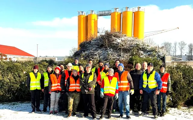 750 ausgediente Weihnachtbäume sammelten die Junge Bürger Union und die Junge Union in Meitingen sowie in den Ortsteilen ein und entsorgten diese fach-gerecht auf dem örtlichen Wertstoffhof. | Foto: Peter Heider