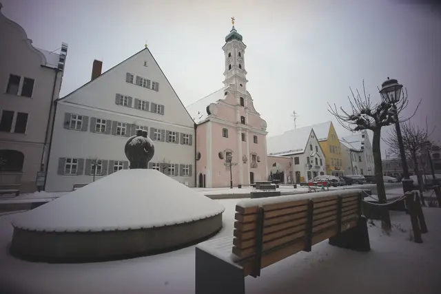 Auch in den Wintermonaten gibt es öffentliche Stadtführungen in Aichach. 