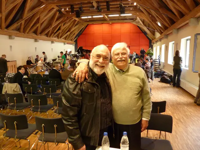 Sammy Nestico (rechts) und Manfred-Andreas Lipp bei den Jazz-Lights in Oberkochen.