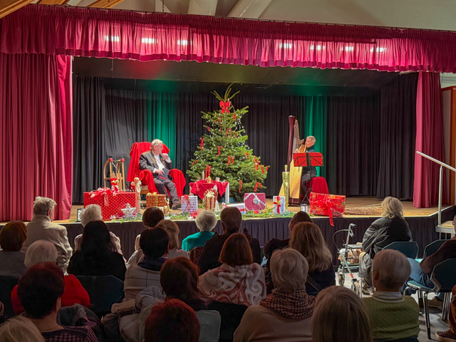 Friedberger Advent 2025 - Franz Scherer liest Ludwig Thomas "Heilige Nacht" - musikalisch umrahmt von der Harfenistin Angelika Bubmann | Foto: Martin Scherer, FSeventfooto