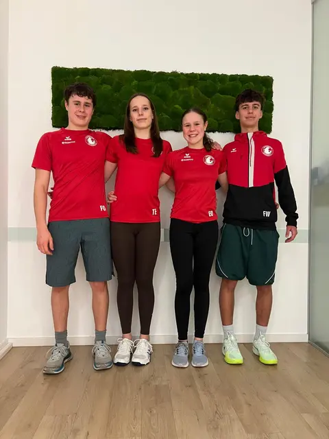 Felix Odau, Florentine Eicher, Elisa Odau und Felix Wild waren bei den Bayerischen Meisterschaften der Langen Strecken.