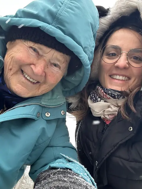 Meli Stein und Oma  | Foto: Meli Stein 