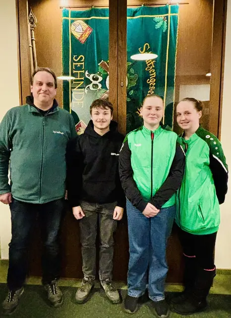 Die Sehnder Schützenkönige im Winter 2025/2026

Herren: Carsten Meißner 
Junioren: Leon Stadler 
Schüler: Ailika Reimann 
Damen: Nicole Fraatz 
 | Foto: SG Sehnde