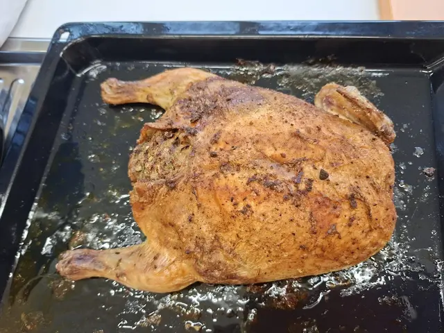 Prall gefüllt der Mistkratzer. | Foto: Otto Killensberger