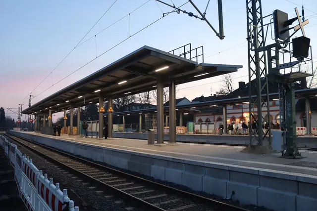Bahnhof Friedrichsdorf am 12.Dezember 2025