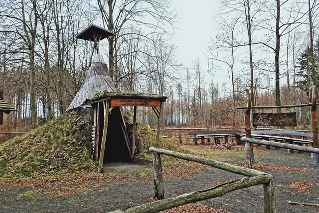 Schutzhütte an der Hirschplatte
