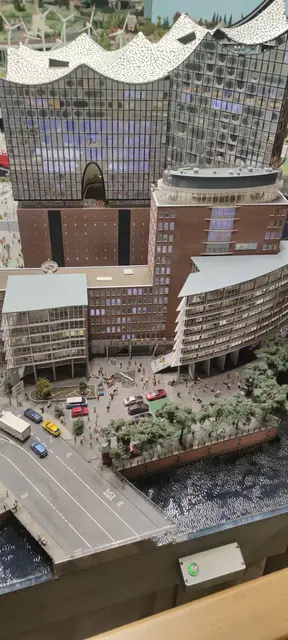 Die detailgetreuen Darstellungen im Miniatur Wunderland Hamburg bringen Groß und Klein zum Staunen