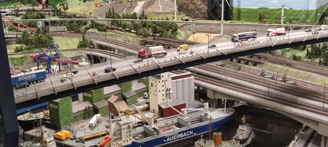 Die detailgetreuen Darstellungen im Miniatur Wunderland Hamburg bringen Groß und Klein zum Staunen