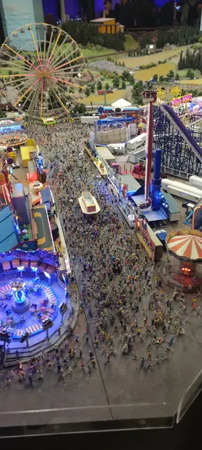 Die detailgetreuen Darstellungen im Miniatur Wunderland Hamburg bringen Groß und Klein zum Staunen