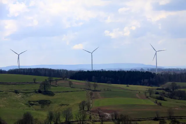 Foto: Die drei vorhandenen Windkraftanlagen in Königshagen