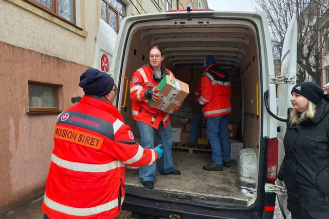 Die Weihnachtspakete der Kolping Ukraine Weihnachtspakete-Aktion mit dem Johanniter-Weihnachtstrucker sind angekommen. 