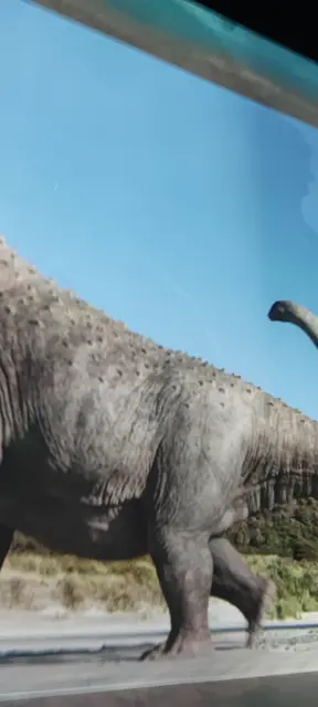 Die Welt der Dinosaurier im Port des Lumières