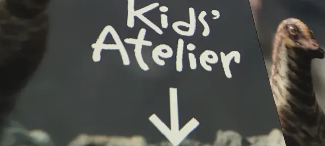 Die Welt der Dinosaurier im Port des Lumières