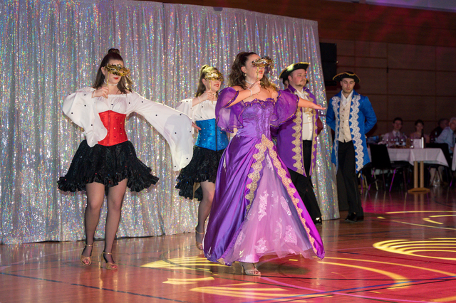 52. Ball der Margerite vom BRK-Kreisverband Aichach Friedberg - Die große Tanzshow der Narrneusia | Foto: FSeventfoto