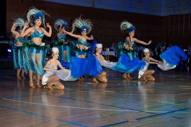 52. Ball der Margerite vom BRK-Kreisverband Aichach Friedberg - Auf Weltreise mit der Showtanzgruppe der Meringer Lach Moro | Foto: FSeventfoto