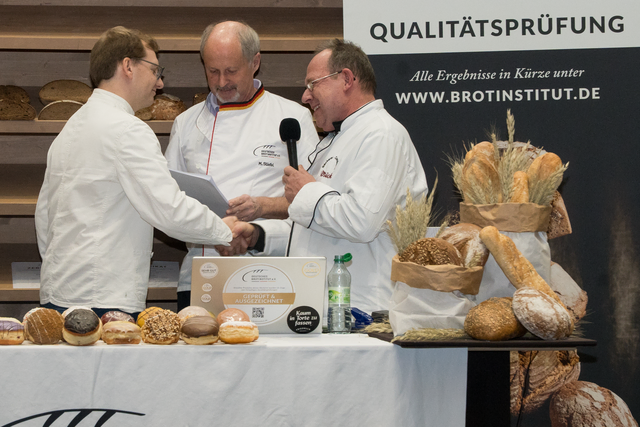 Bäckerinnung Augsburg - Brot- Semmel- und Krapfenprüfung 2026 in der Augsburger City-Galerie  | Foto: FSeventfoto