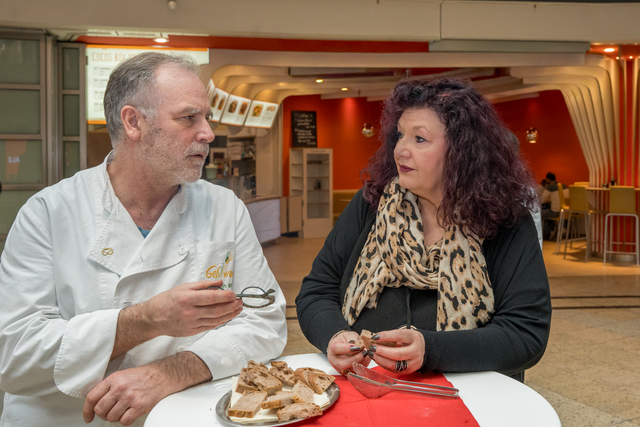 Bäckerinnung Augsburg - Brot- Semmel- und Krapfenprüfung 2026 in der Augsburger City-Galerie - Christoph Mayer (Bäckerei Geßwein) im Gespräch mit myheimat-Reporterin Sabina Scherer | Foto: FSeventfoto