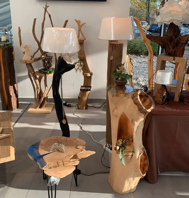 Kleinmöbel von Schilling Holz | Foto: Schröder Märkte