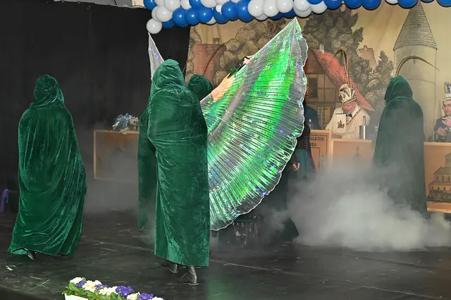 Hexen hexen bei Blau-Weiß