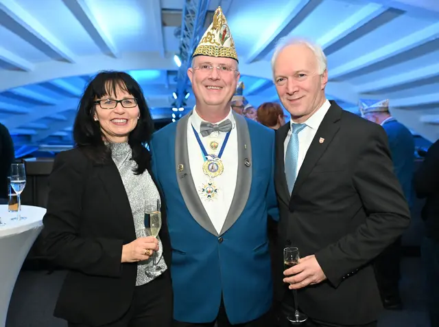 Hannovers Bürgermeister Thomas Klapproth (r.) kam ebenfalls