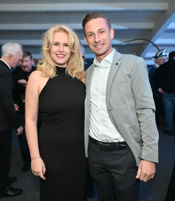 Katharina Stelzer und Regionsabgeordneter Angelo Alter
