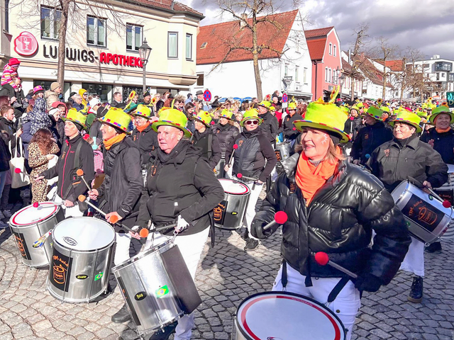 Friedberger Familienfasching 2026 - Impressionen vom Faschingsumzug | Foto: Franz Reißner