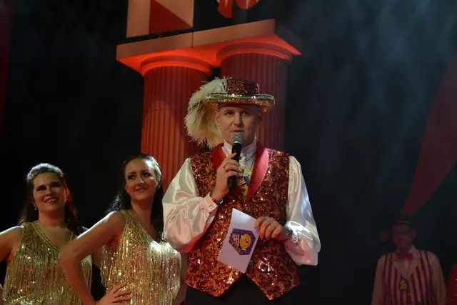 Der Sitzungspräsident Holger Franz führte wie immer humorvoll und souverän durch die Veranstaltung