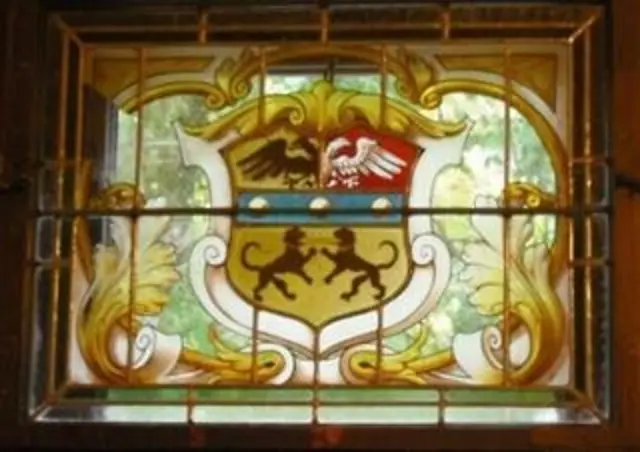 Das Wappen der Familie von Schnurbein im Foyer des Hurlacher Schlosses  | Foto: Archiv von JMEM Hurlach bzw. Archiv des Landsberger MarriageWeek-Forums