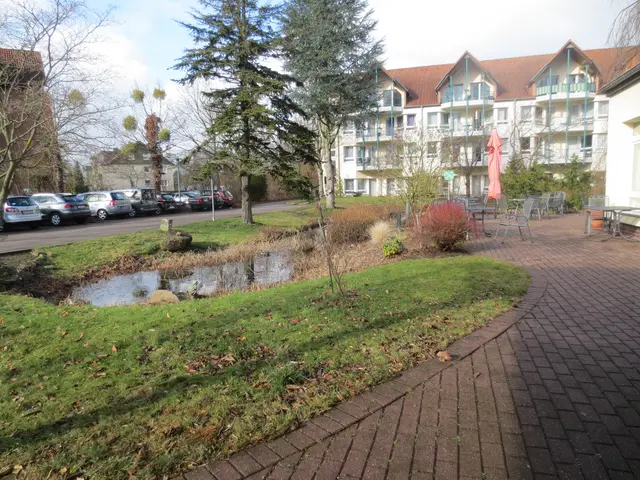 Vor dem Haus ist auch ein kleiner Teich. | Foto: Das sind meine Bilder