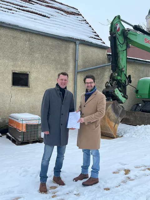 Im Bild (von links): Bürgermeister Christoph Mettel und Landtagsabgeordneter Manuel Knoll | Foto: Carolina Wildner-Riefle