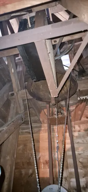 Die Glocken von Wunderthausen hängen übereinander