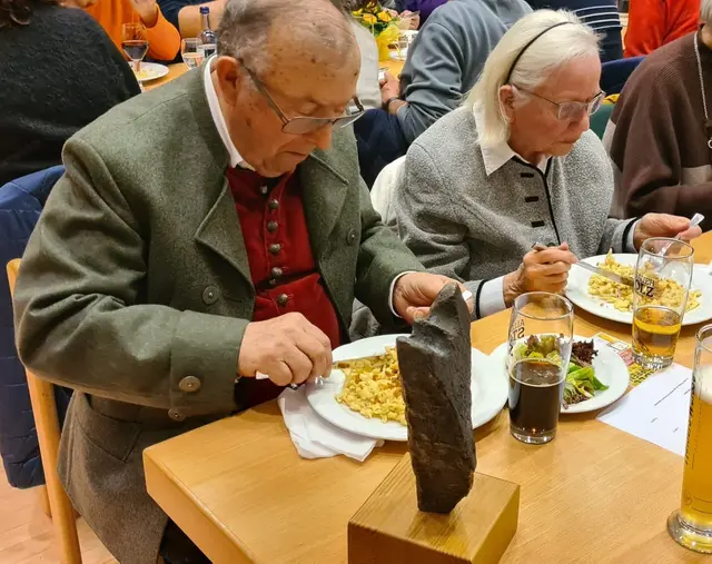 Eheleute Altweck stärken sich leiblich